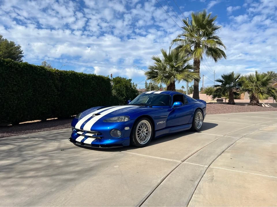 1997 Dodge Viper GTS 2nd Gen - Image 3 of 4