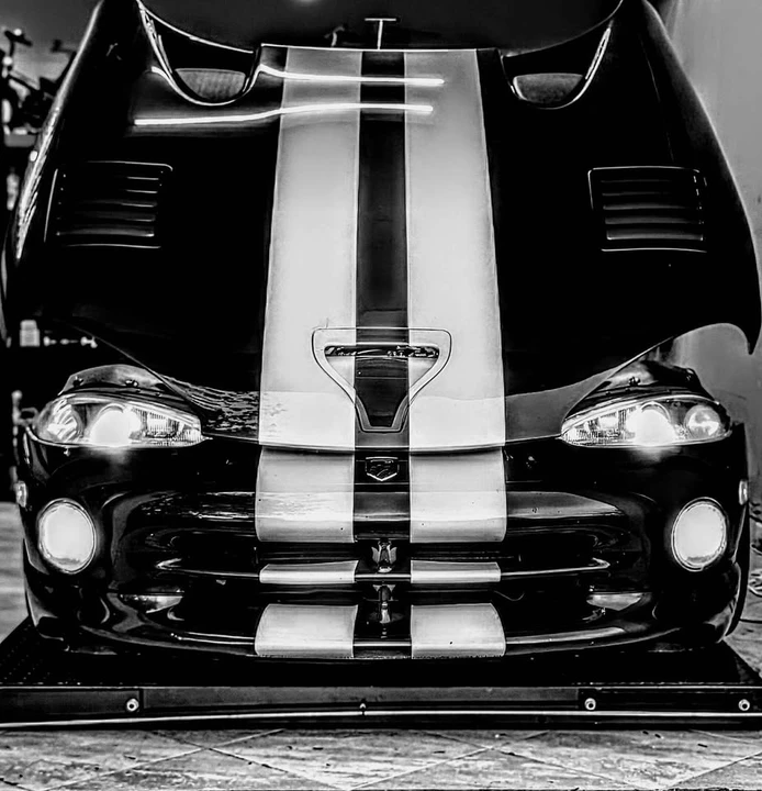 1997 Dodge Viper GTS 2nd Gen - Image 13 of 14