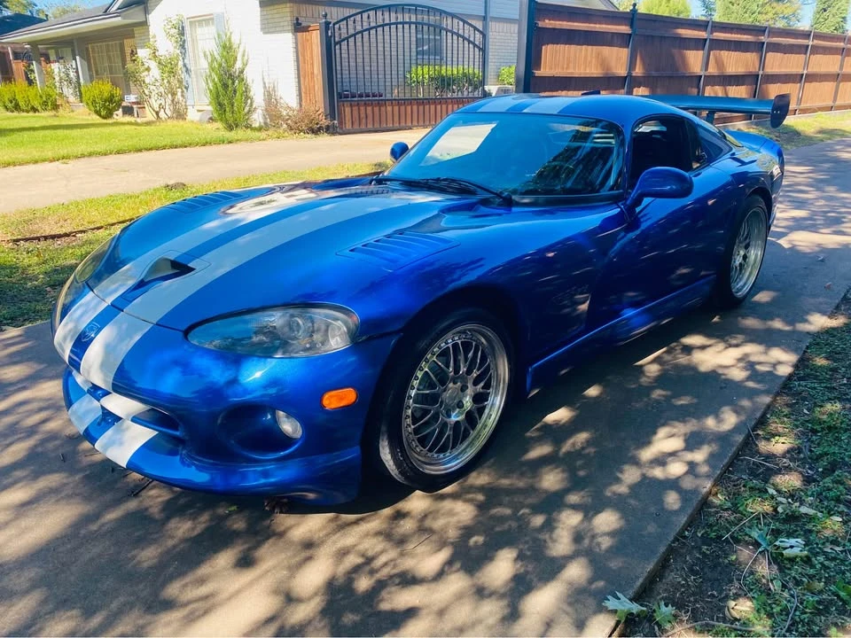 1997 Dodge Viper GTS 2nd Gen - Image 4 of 10