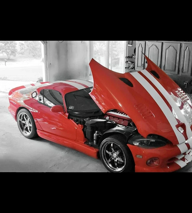 1997 Dodge Viper GTS 2nd Gen - Image 2 of 17