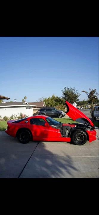 1997 Dodge Viper GTS 2nd Gen - Image 2 of 4