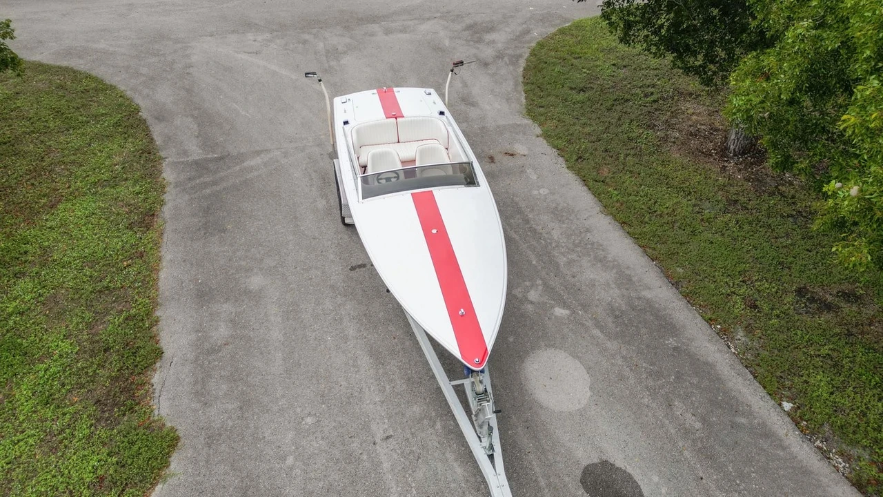 1997 Donzi - Image 13 of 21