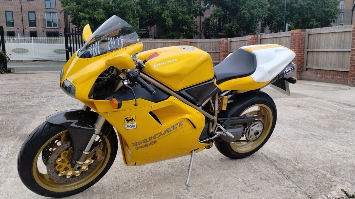 1997 Ducati 748 - Image 6 of 30