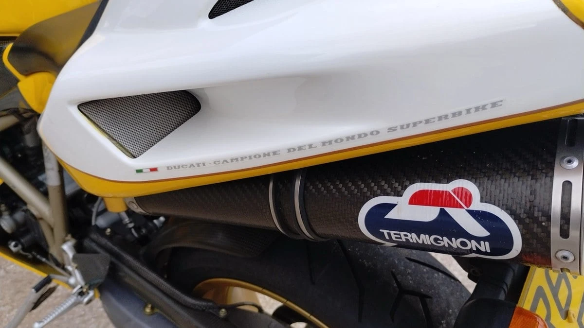 1997 Ducati 748 - Image 15 of 30