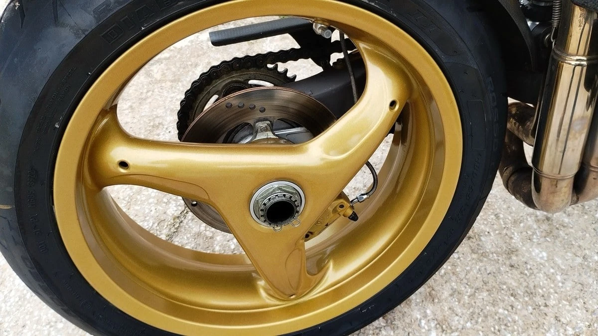 1997 Ducati 748 - Image 7 of 30