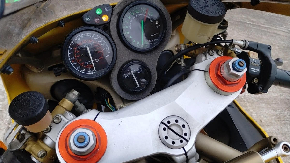 1997 Ducati 748 - Image 9 of 30