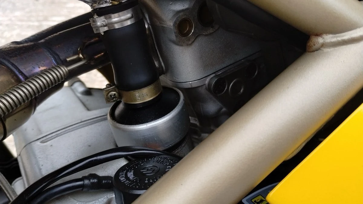 1997 Ducati 748 - Image 25 of 30