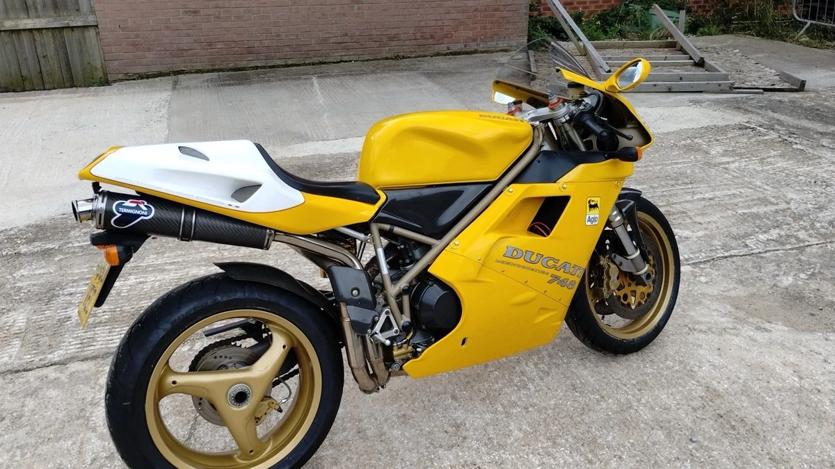 1997 Ducati 748 - Image 2 of 30