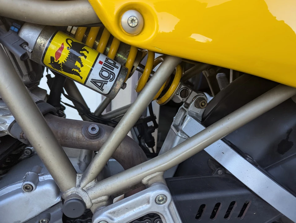 1997 Ducati 750 & 800 & 900 & 1000 - Image 31 of 31