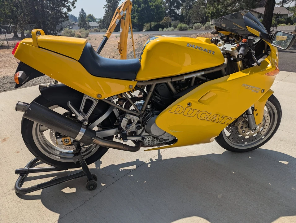 1997 Ducati 750 & 800 & 900 & 1000 - Image 5 of 31