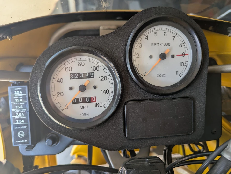 1997 Ducati 750 & 800 & 900 & 1000 - Image 17 of 31
