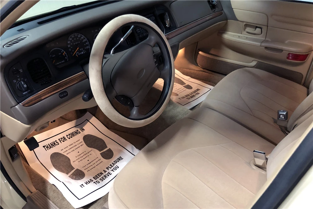 1997 Ford Crown Victoria - Image 4 of 7