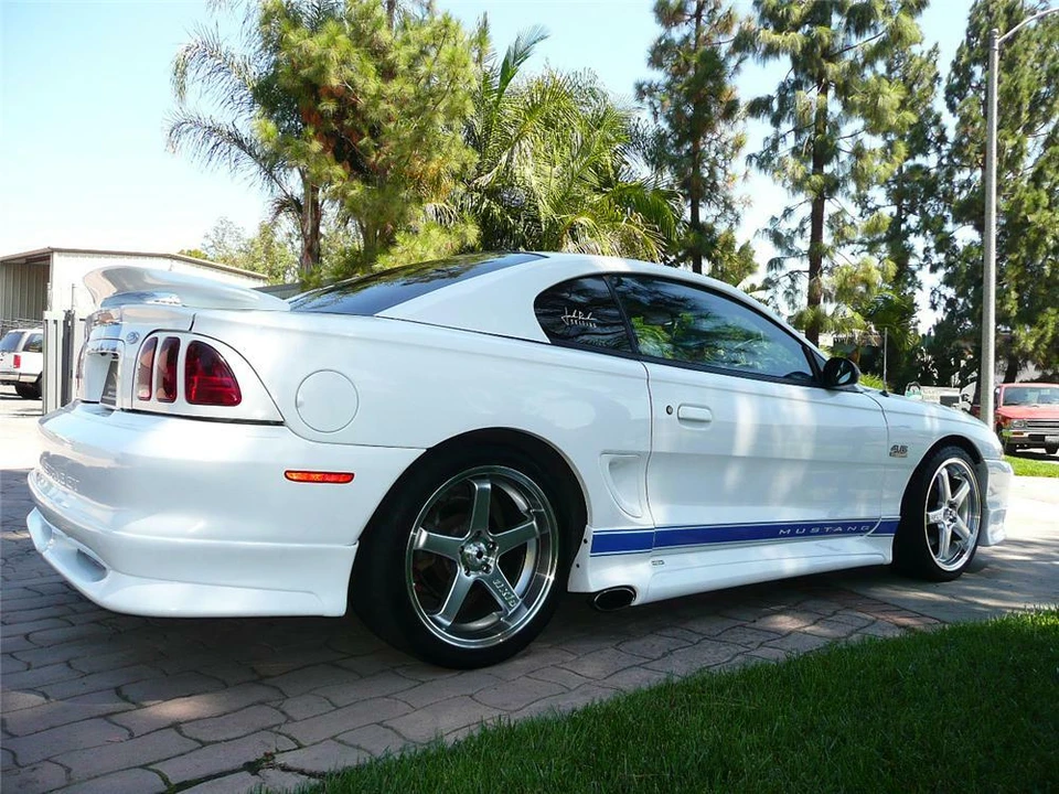 1997 Ford SN95 Mustang - Image 1 of 3