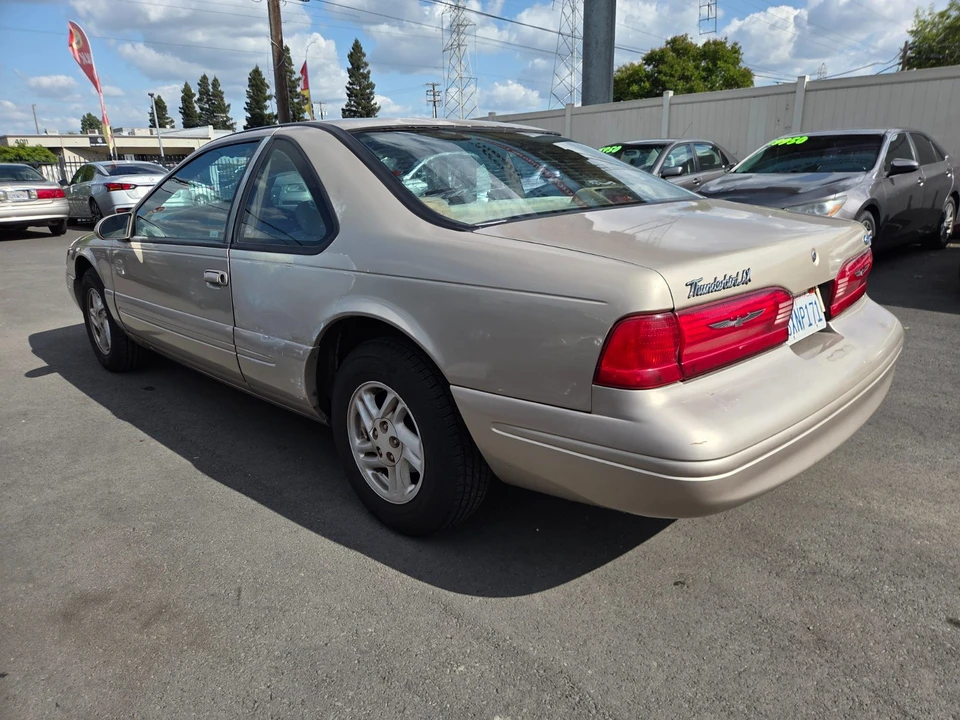 1997 Ford Thunderbird 10th Gen - Image 2 of 13