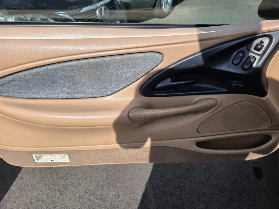 1997 Ford Thunderbird 10th Gen - Image 7 of 13