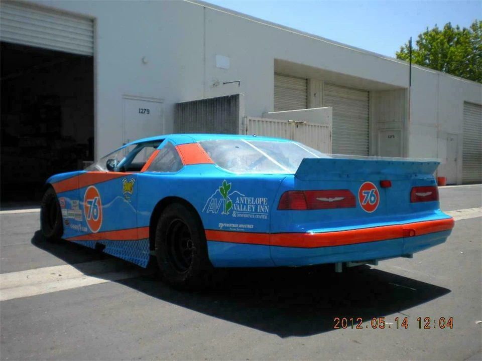 1997 Ford Thunderbird 10th Gen - Image 2 of 3
