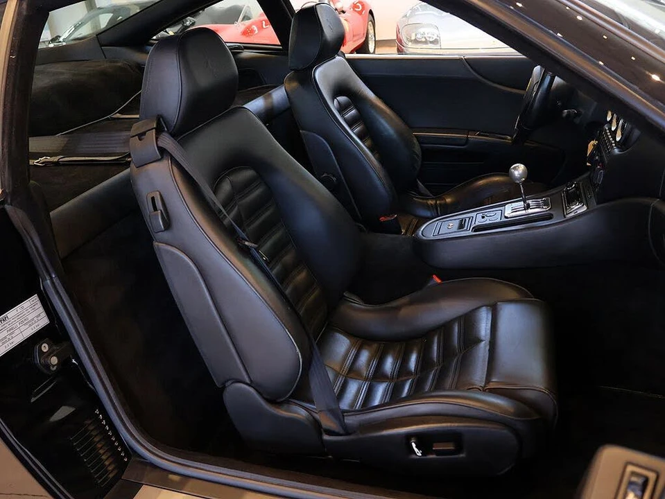 1997 Ferrari 550 Maranello - Image 25 of 31