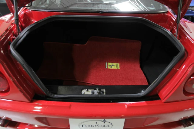 1997 Ferrari 550 Maranello - Image 18 of 31