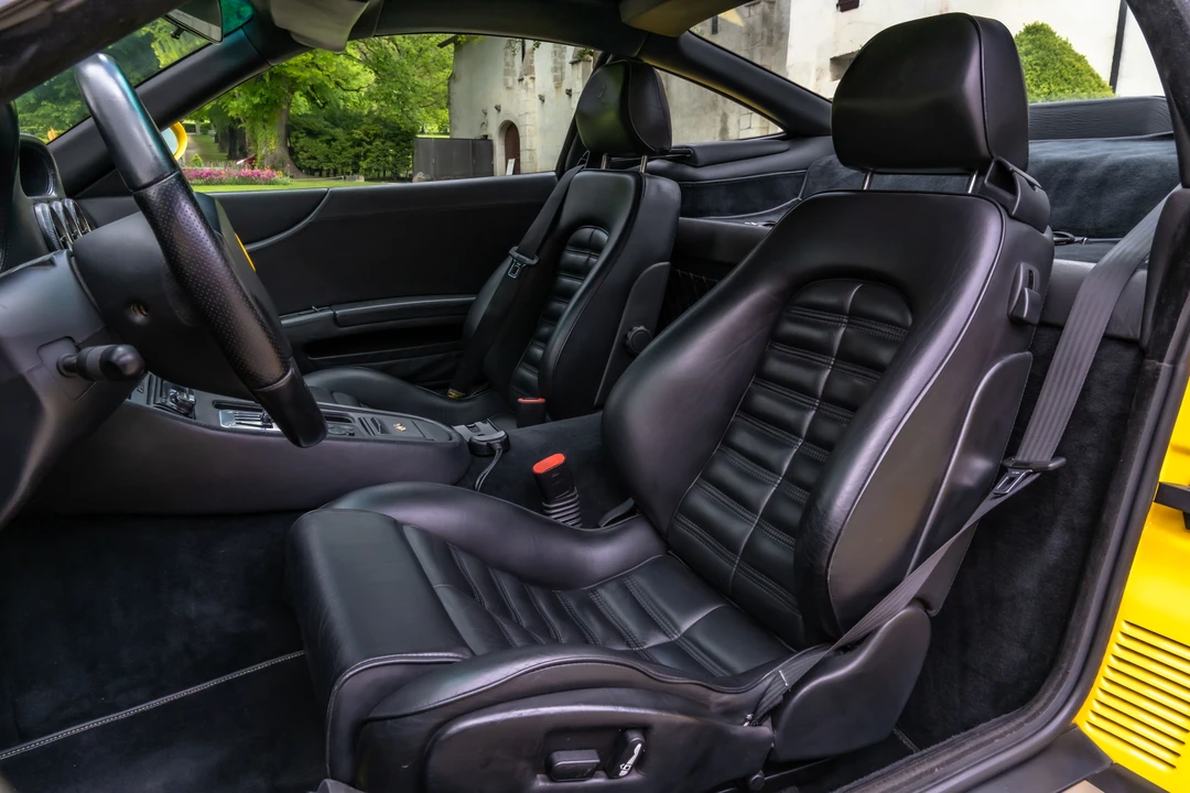 1997 Ferrari 550 Maranello - Image 15 of 31