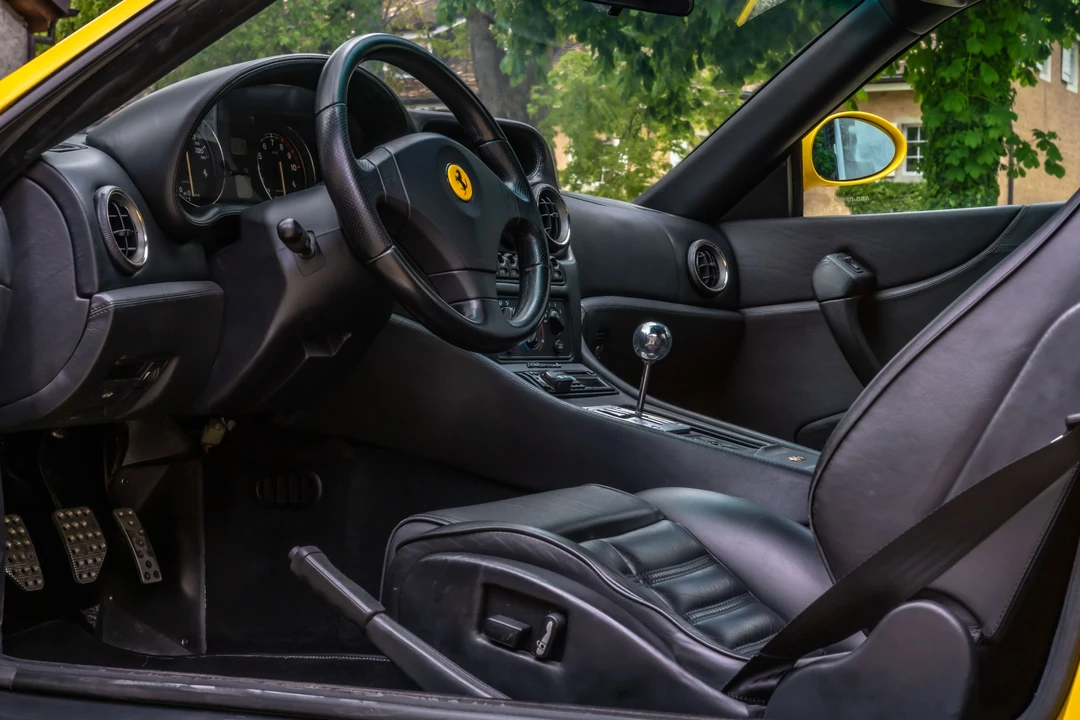 1997 Ferrari 550 Maranello - Image 13 of 31