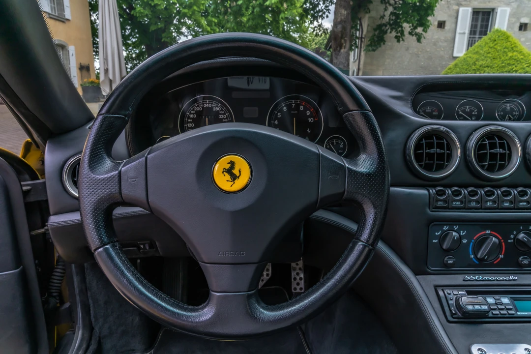 1997 Ferrari 550 Maranello - Image 16 of 31