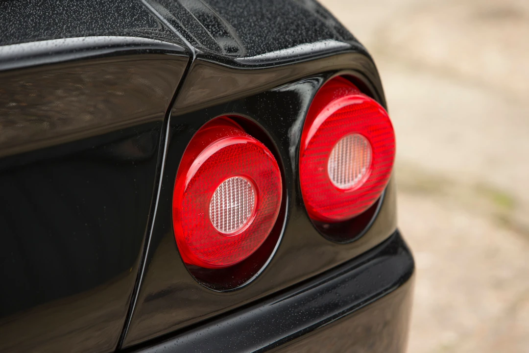 1997 Ferrari 550 Maranello - Image 8 of 31