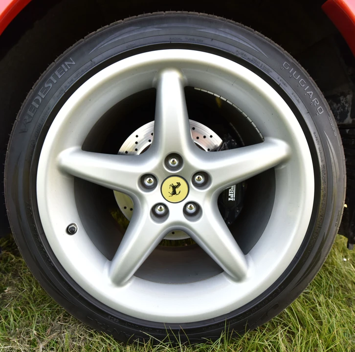 1997 Ferrari 550 Maranello - Image 20 of 20