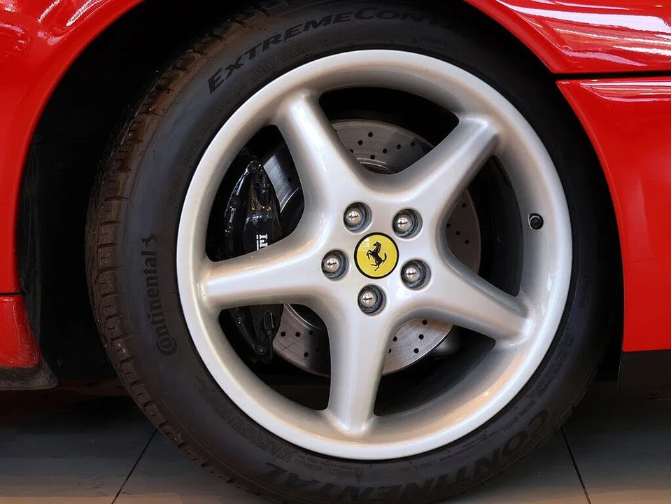 1997 Ferrari 550 Maranello - Image 15 of 31