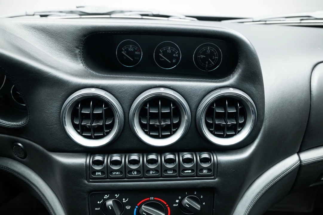1997 Ferrari 550 Maranello - Image 25 of 31