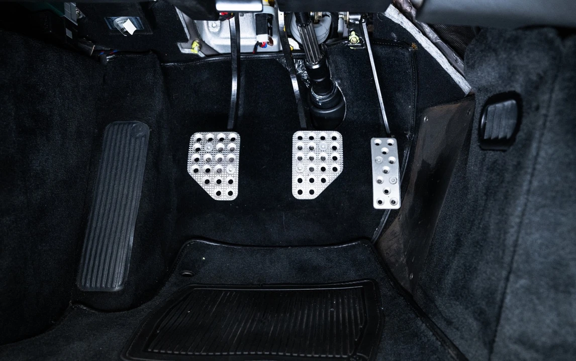 1997 Ferrari 550 Maranello - Image 18 of 31
