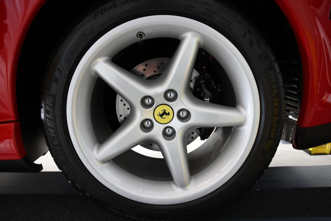 1997 Ferrari 550 Maranello - Image 22 of 31