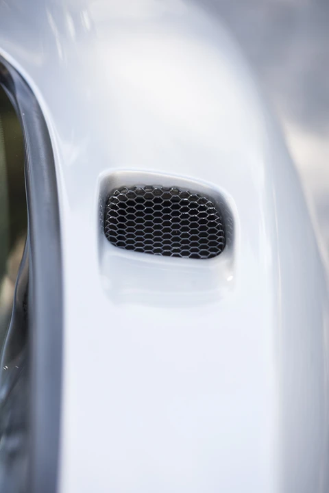 1997 Ferrari 550 Maranello - Image 28 of 31