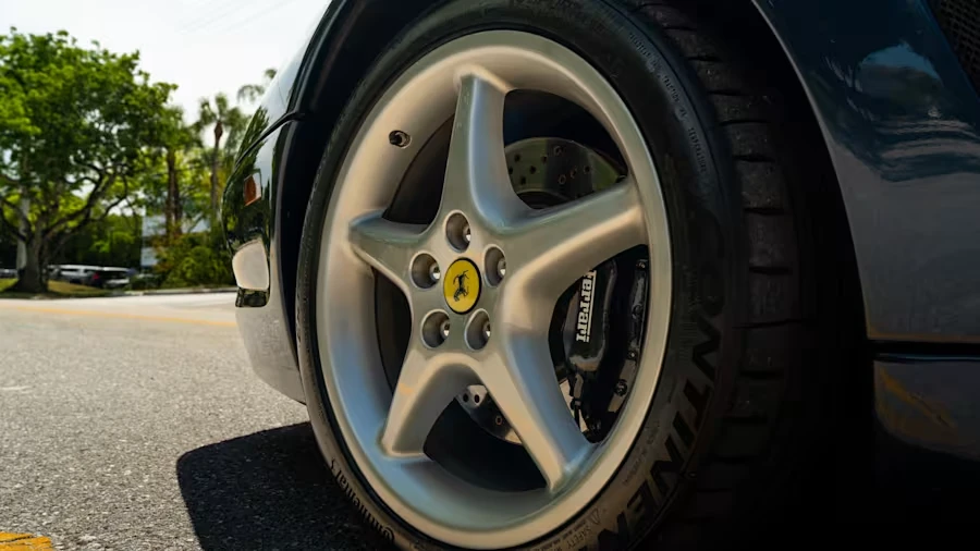 1997 Ferrari 550 Maranello - Image 13 of 30