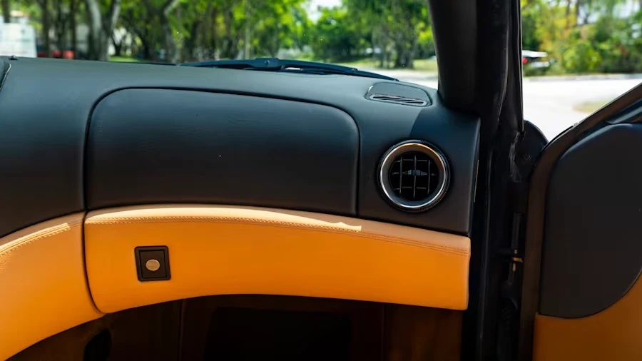 1997 Ferrari 550 Maranello - Image 23 of 30