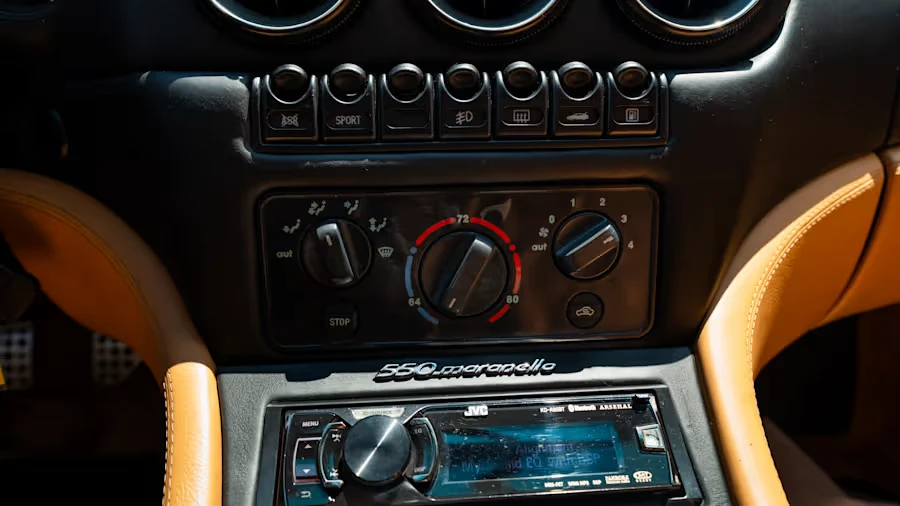 1997 Ferrari 550 Maranello - Image 20 of 30