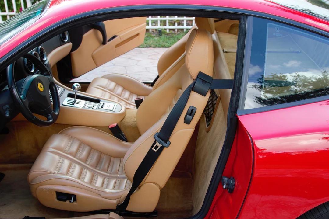 1997 Ferrari 550 Maranello - Image 30 of 31