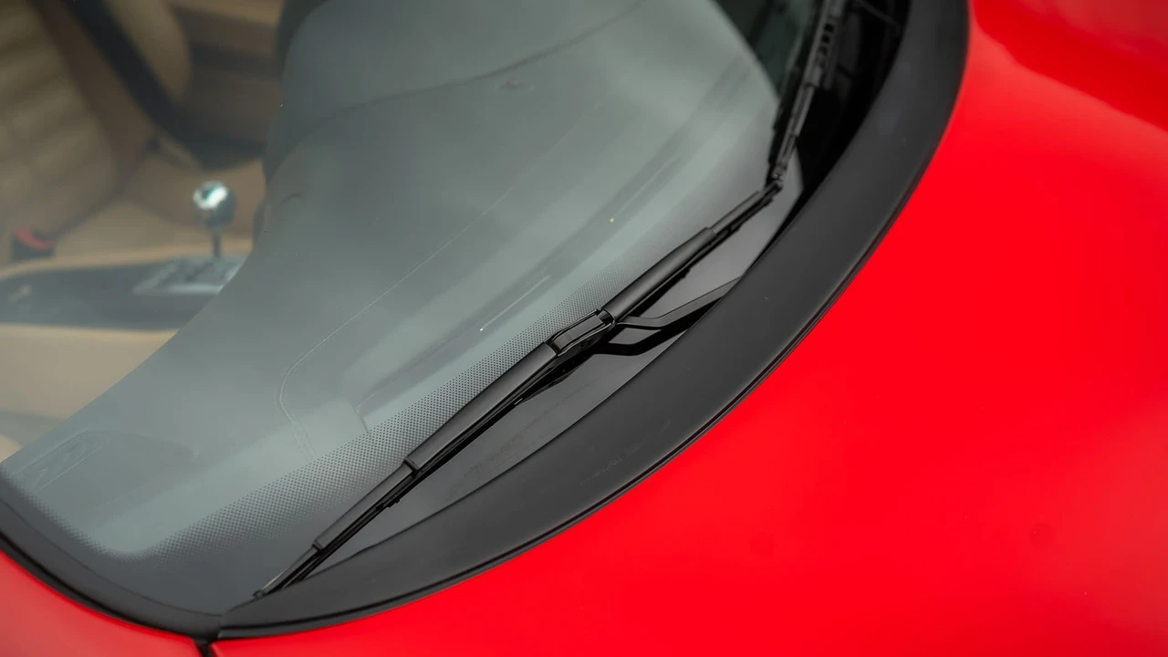 1997 Ferrari 550 Maranello - Image 21 of 31
