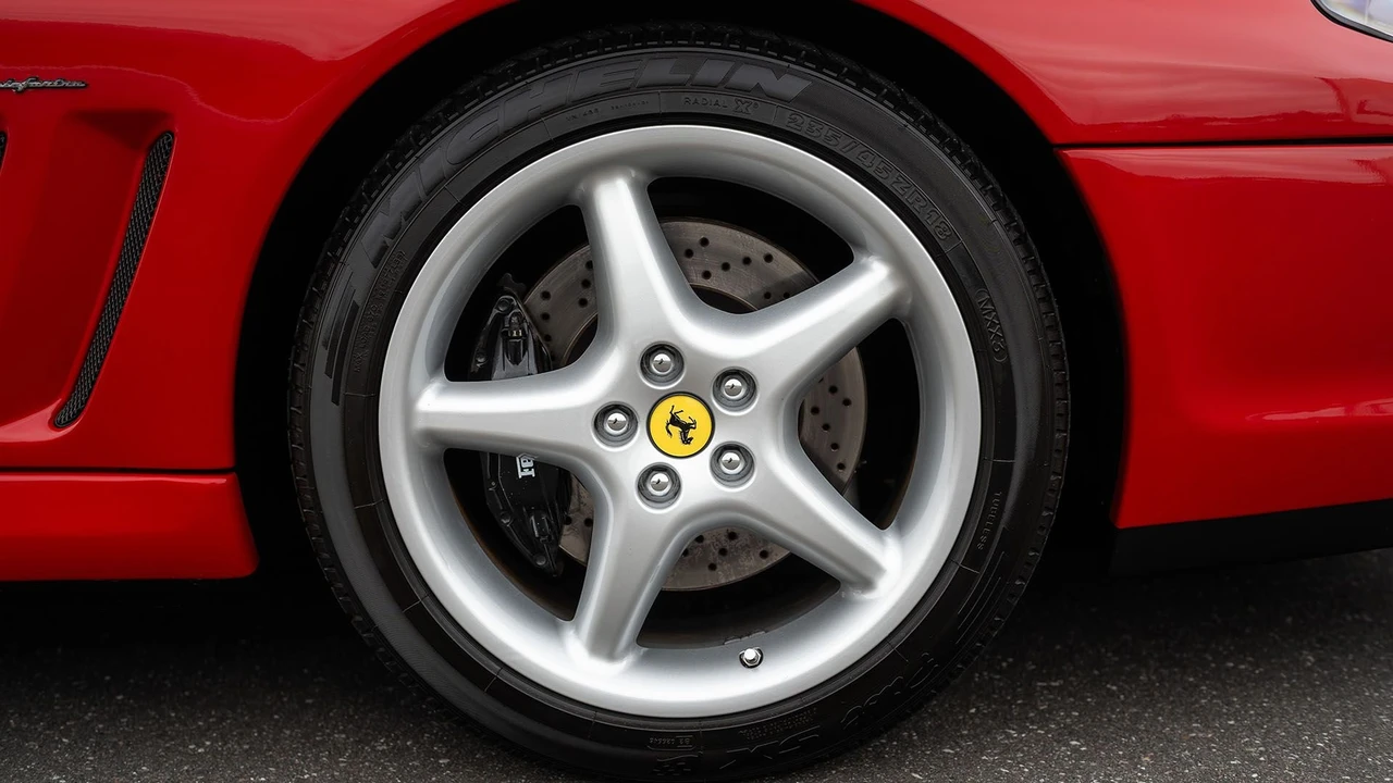 1997 Ferrari 550 Maranello - Image 30 of 31