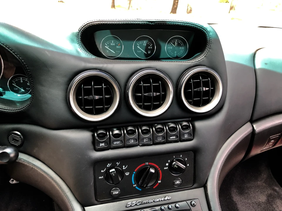 1997 Ferrari 550 Maranello - Image 28 of 31