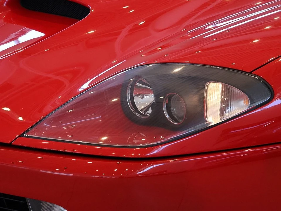 1997 Ferrari 550 Maranello - Image 28 of 31