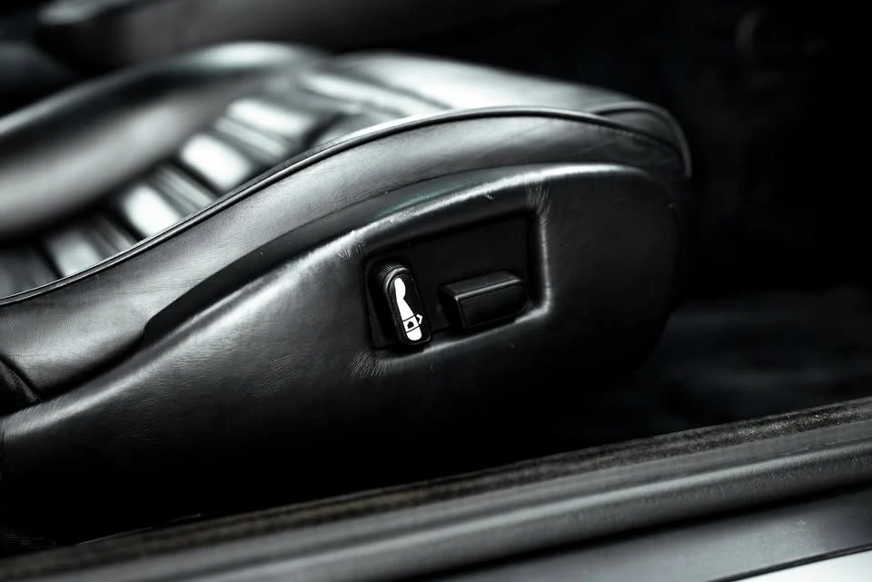 1997 Ferrari 550 Maranello - Image 14 of 18