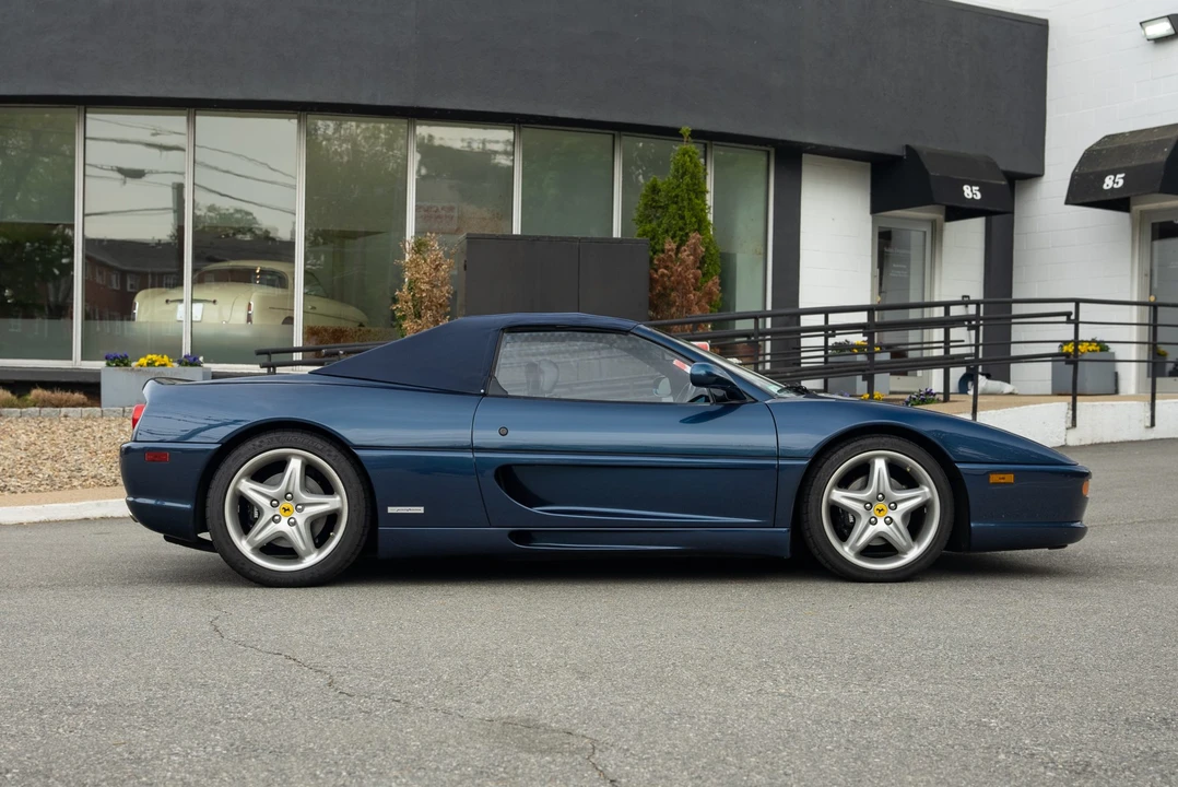 1997 Ferrari F355 Spider - Image 29 of 31