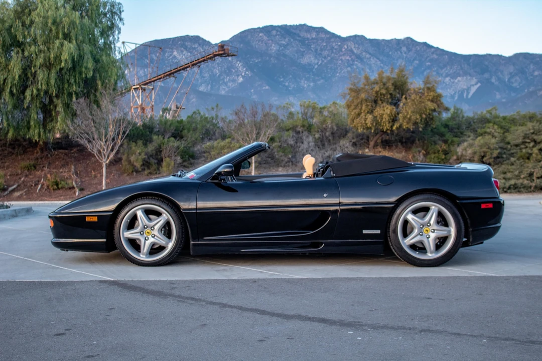 1997 Ferrari F355 Spider - Image 9 of 31