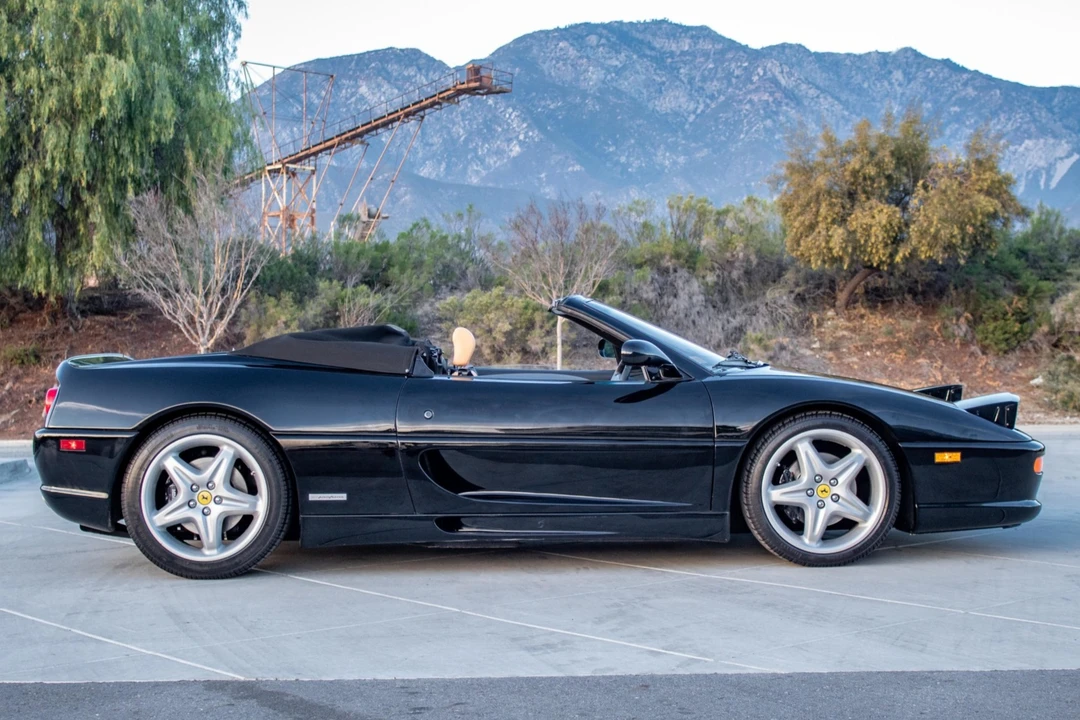 1997 Ferrari F355 Spider - Image 17 of 31