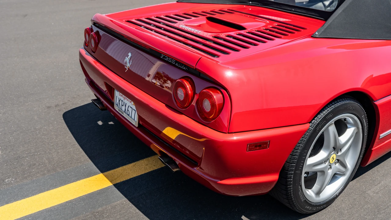 1997 Ferrari F355 Spider - Image 23 of 31