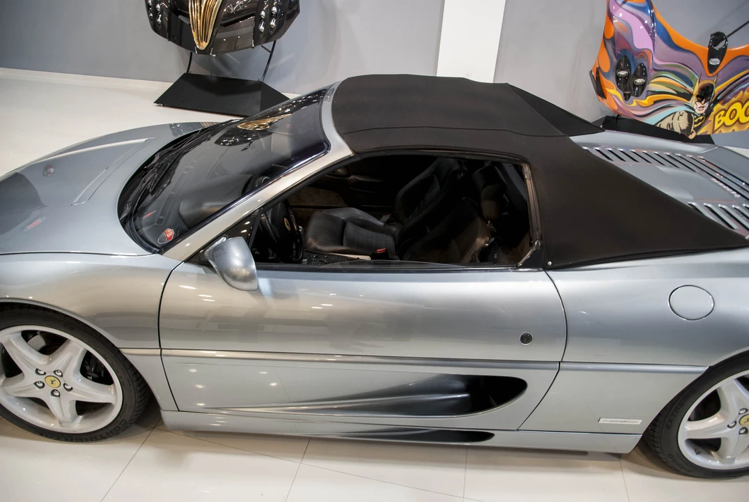 1997 Ferrari F355 Spider - Image 17 of 31