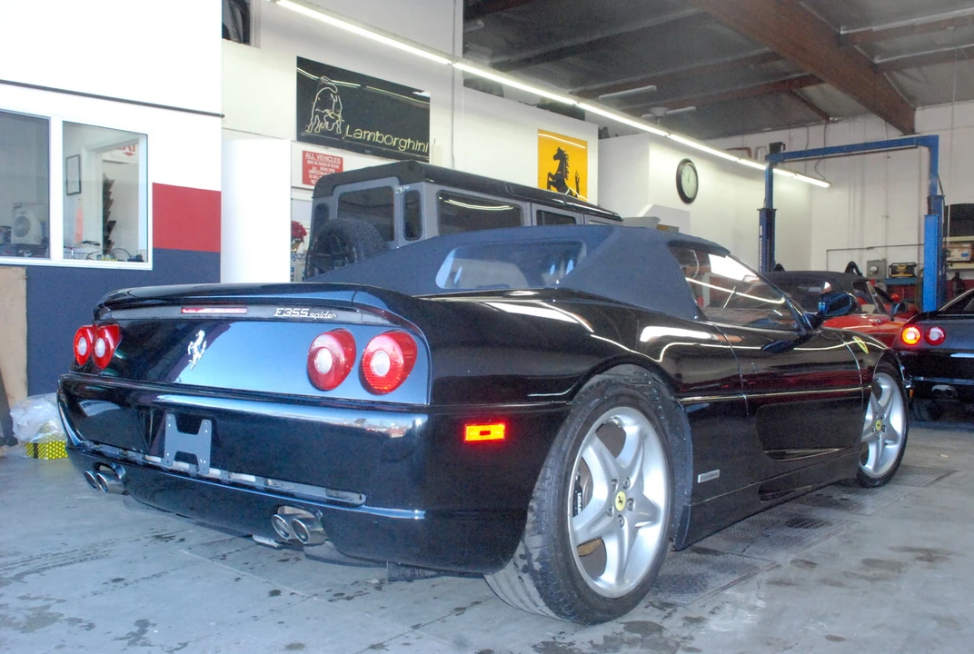 1997 Ferrari F355 Spider - Image 4 of 31