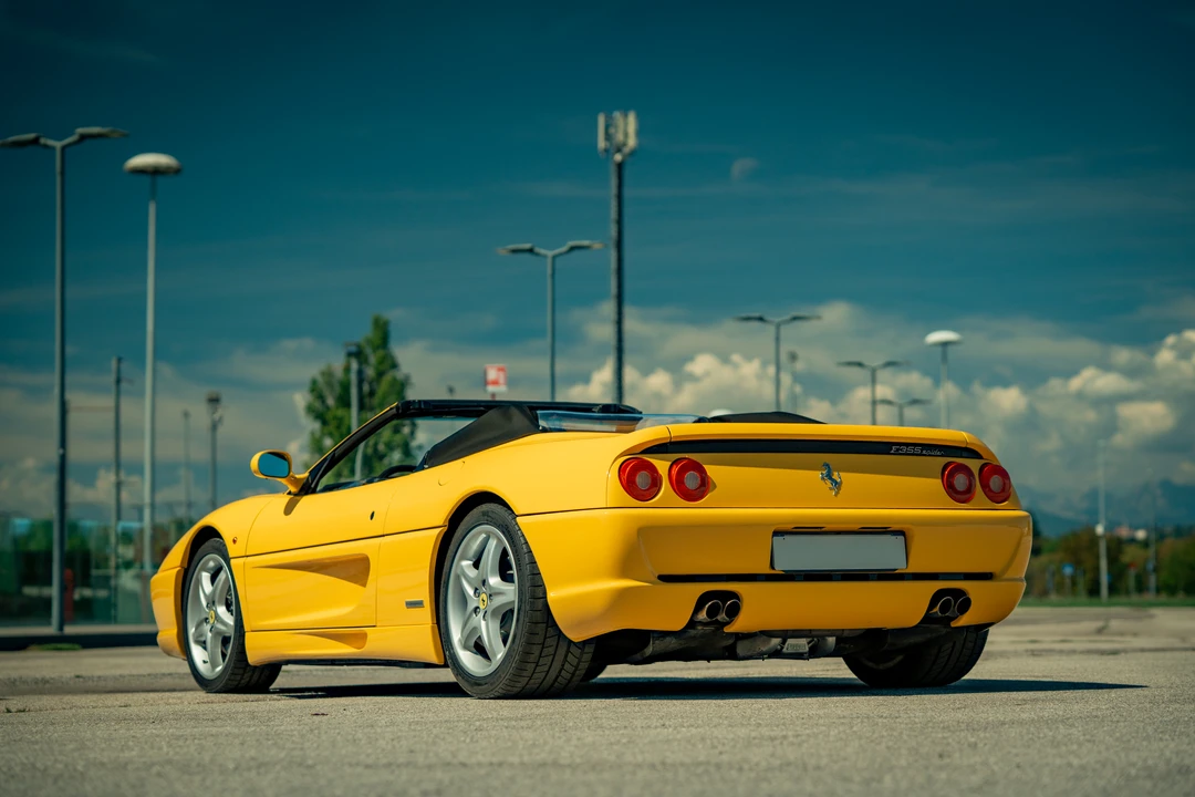 1997 Ferrari F355 Spider - Image 25 of 31