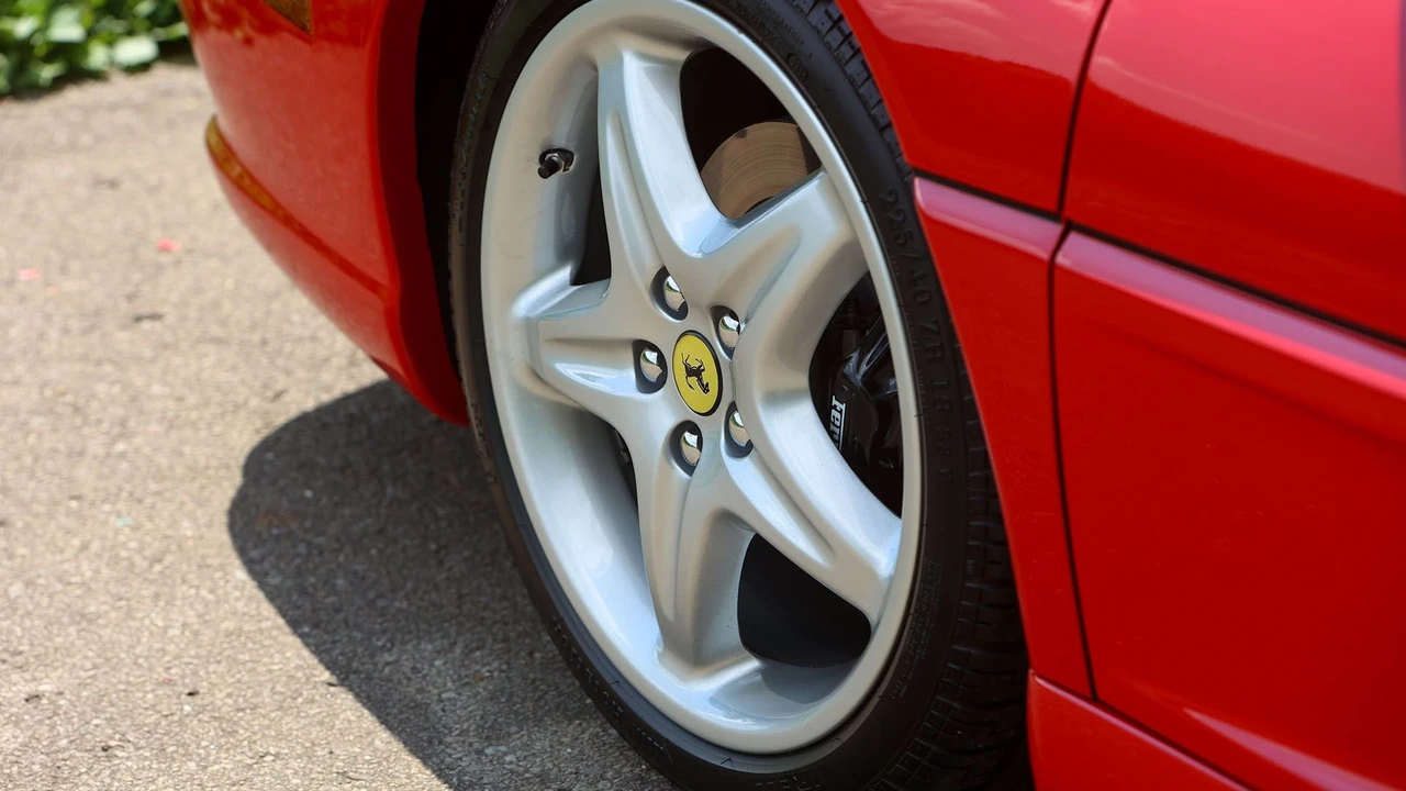 1997 Ferrari F355 Spider - Image 24 of 31