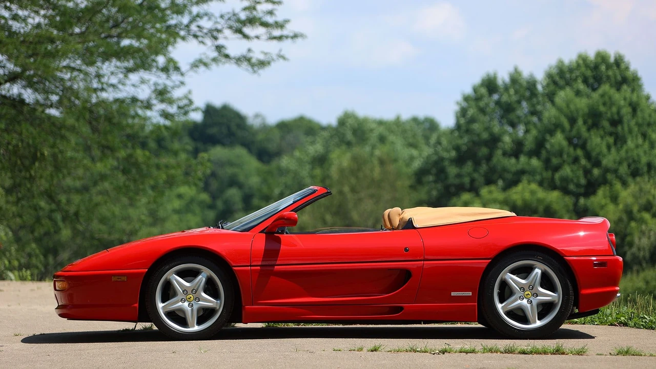 1997 Ferrari F355 Spider - Image 2 of 31